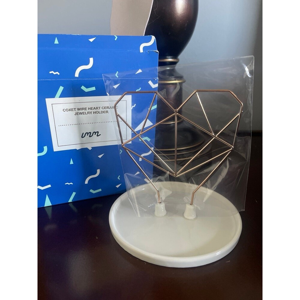 IMM Coxet Wire Heart Heart Ceramic Jewelry Holder